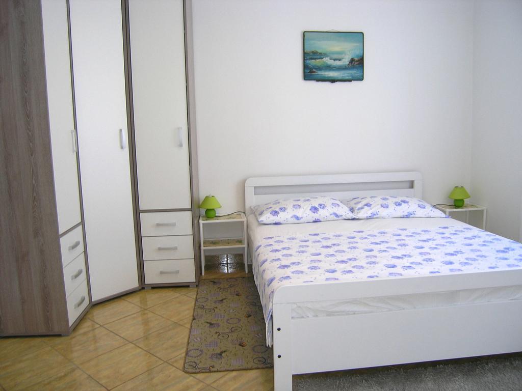 קרק Apartman Vera מראה חיצוני תמונה