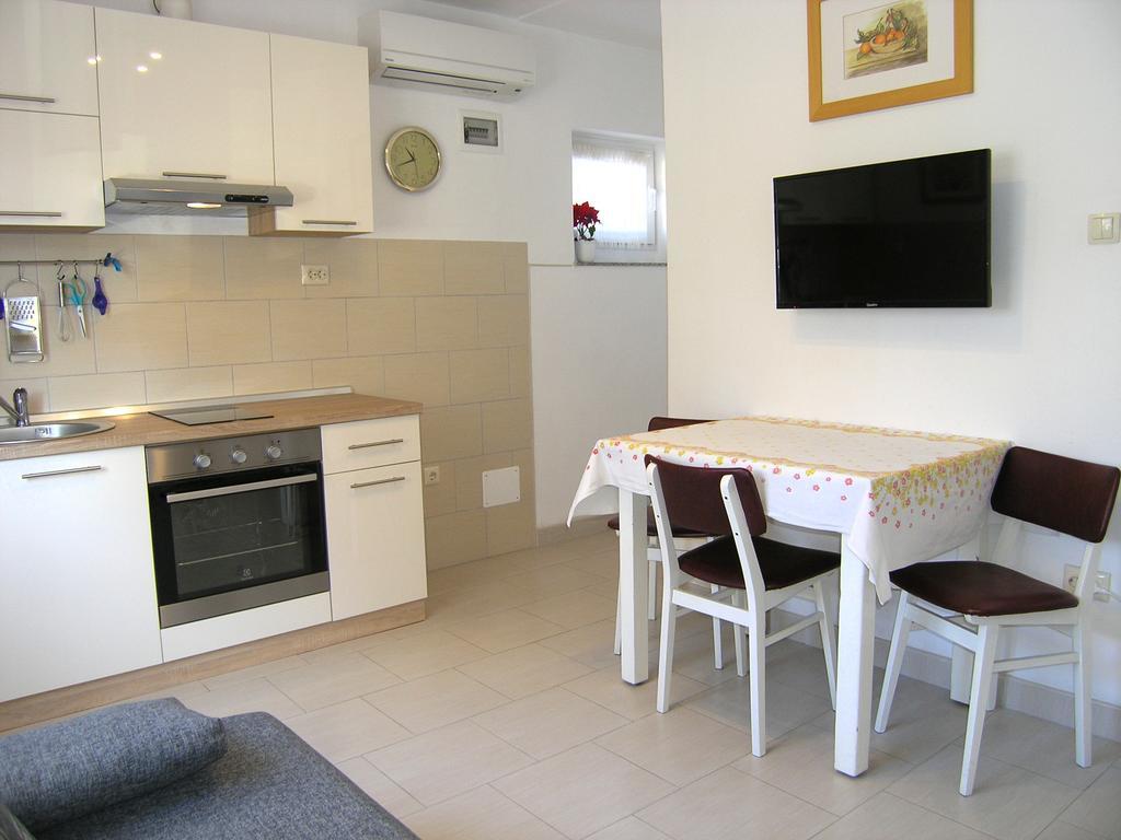 קרק Apartman Vera מראה חיצוני תמונה